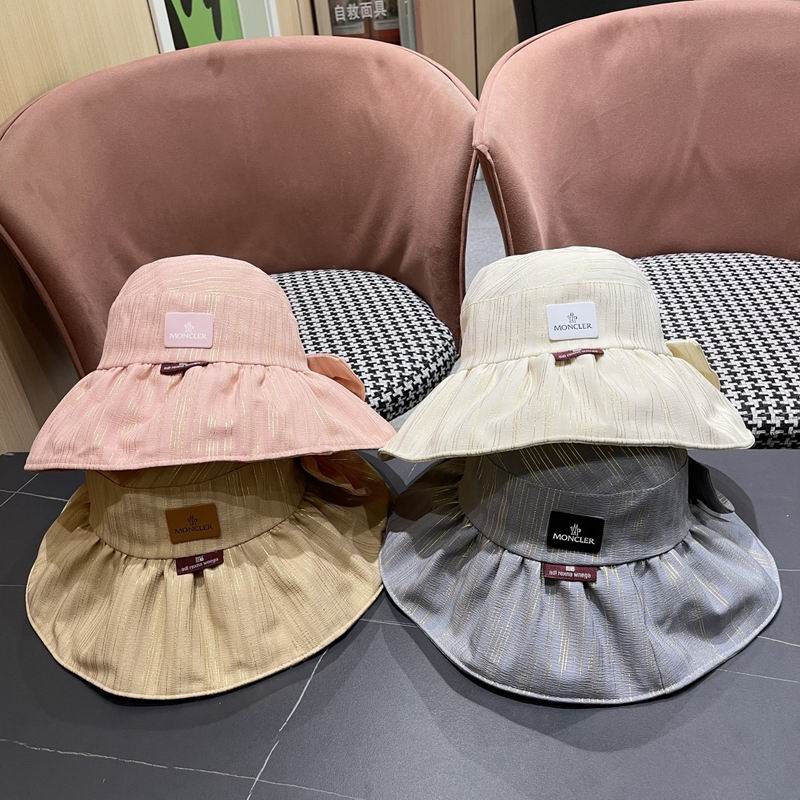 Moncler hat 051701